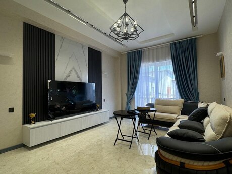 3 otaqlı yeni tikili - Ağ şəhər q. - 105 m²