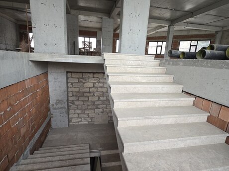 Объект - м. Нариман Нариманов - 300 м²