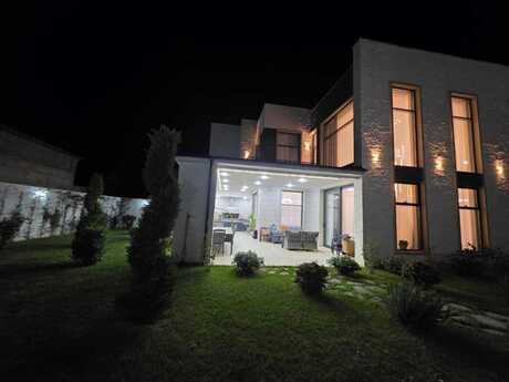 8 otaqlı həyət evi/bağ evi - Badamdar q. - 410 m²