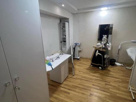 Obyekt - İnşaatçılar m. - 50 m²