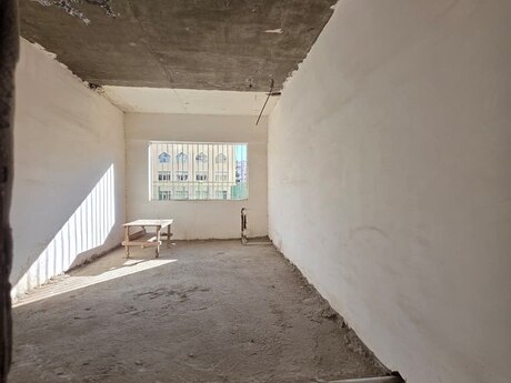 Obyekt - Şah İsmayıl Xətai m. - 162 m²