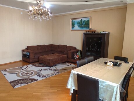 3 otaqlı yeni tikili - Nəsimi r. - 130 m²