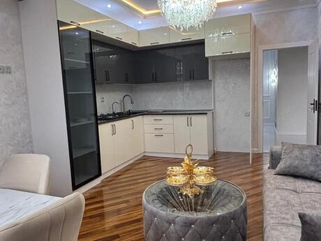 3 otaqlı köhnə tikili - 28 May m. - 80 m²