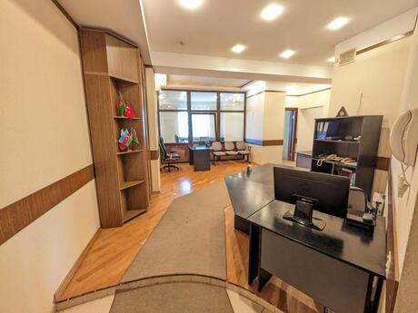 3 otaqlı ofis - 28 May m. - 101 m²