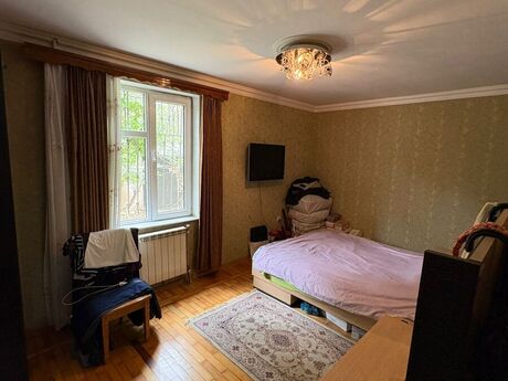 5 otaqlı köhnə tikili - Qara Qarayev m. - 100 m²