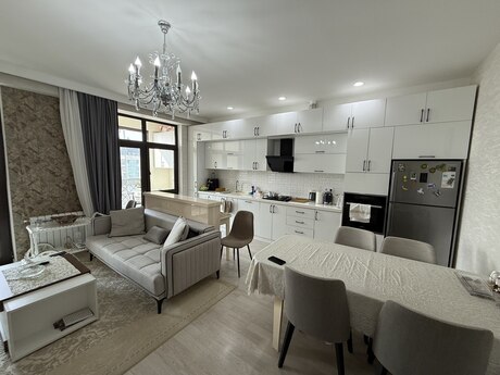 3-комн. новостройка - м. Нариман Нариманов - 96 м²