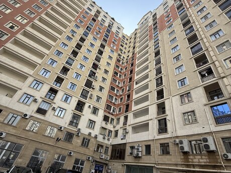 3-комн. новостройка - м. Нариман Нариманов - 96 м²