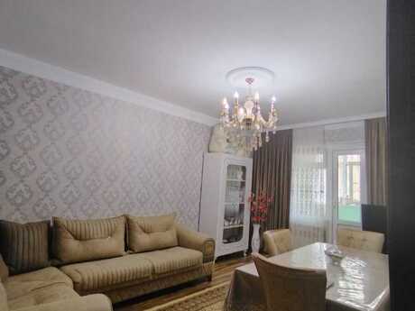 3 otaqlı köhnə tikili - Yeni Günəşli q. - 65 m²
