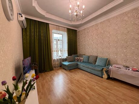 Elan №5871391 - Bakı, Sahil m., 2 otaqlı, 60 m², 4/4 mərtəbə