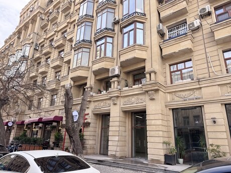 Obyekt - Nəriman Nərimanov m. - 70 m²