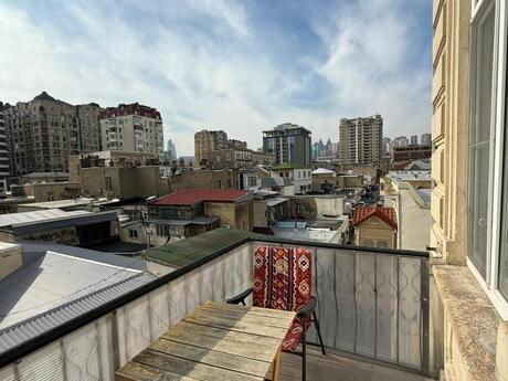 2 otaqlı köhnə tikili - Sahil m. - 80 m²