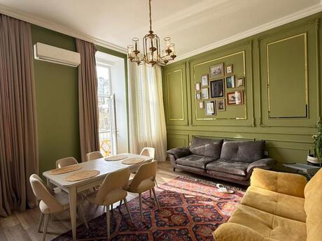 2 otaqlı köhnə tikili - Sahil m. - 80 m²