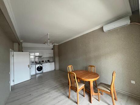 White Tower kompleksində 2 otaqlı yeni tikili mənzil satılır, 68 m², 240 000 AZN, şəkil 3 / 12