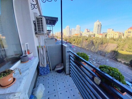 2 otaqlı köhnə tikili - Yasamal q. - 63 m²