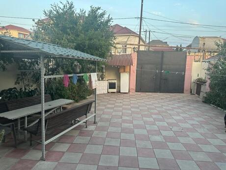 5 otaqlı həyət evi/bağ evi - Xırdalan - 130 m²