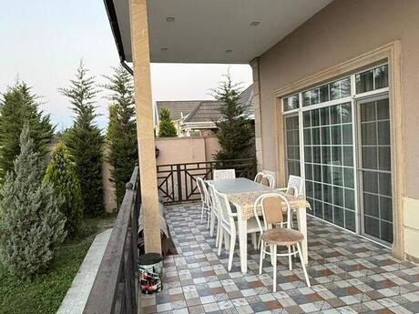 4 otaqlı həyət evi/bağ evi - Mərdəkan q. - 130 m²