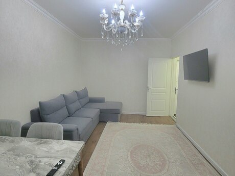 2 otaqlı köhnə tikili - Memar Əcəmi m. - 30 m²