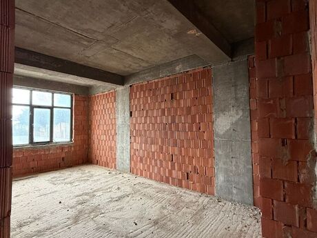 4 otaqlı yeni tikili - Bakıxanov q. - 131 m²