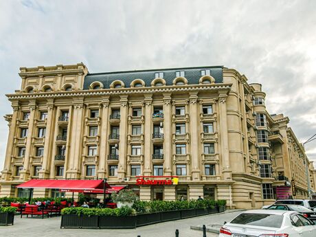 Объявление №5872678 - Баку, пос. Баилова, 7-комн., 220 м², 3/5 этаж