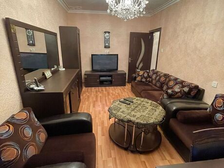 3 otaqlı köhnə tikili - Elmlər Akademiyası m. - 80 m²