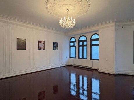 1 otaqlı ofis - 28 May m. - 50 m²