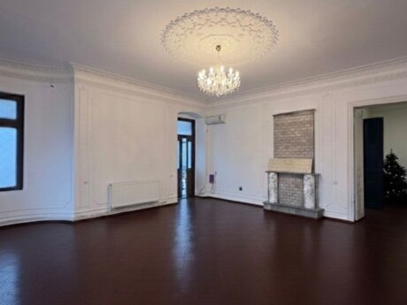 1 otaqlı ofis - 28 May m. - 50 m²