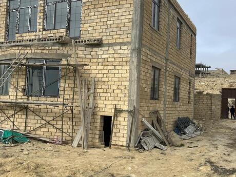 6 otaqlı həyət evi/bağ evi - Şıxov q. - 350 m²