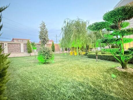 6 otaqlı həyət evi/bağ evi - Buzovna q. - 500 m²