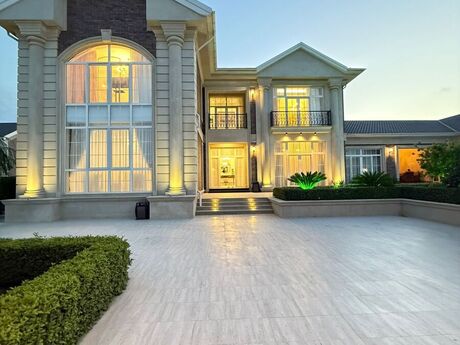 6 otaqlı həyət evi/bağ evi - Buzovna q. - 500 m²