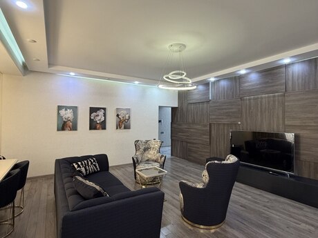 4 otaqlı yeni tikili - Nəsimi r. - 240 m²