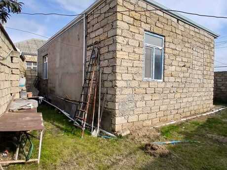 2 otaqlı həyət evi/bağ evi - Maştağa q. - 55 m²