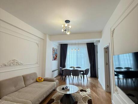 Elan №5874172 - Bakı, Gənclik m., 3 otaqlı, 81 m², 3/17 mərtəbə