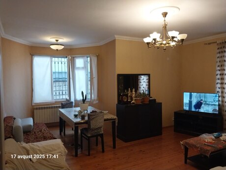 4 otaqlı həyət evi/bağ evi - Şağan q. - 150 m²