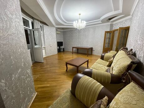 3 otaqlı yeni tikili - İnşaatçılar m. - 125 m²