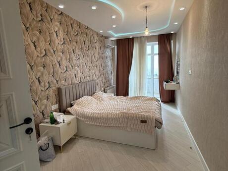 4 otaqlı yeni tikili - Ağ şəhər q. - 147 m²