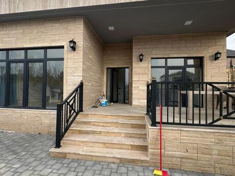 3 otaqlı həyət evi/bağ evi - Novxanı q. - 120 m²