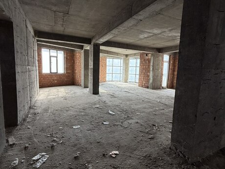 5 otaqlı yeni tikili - Gənclik m. - 218 m²