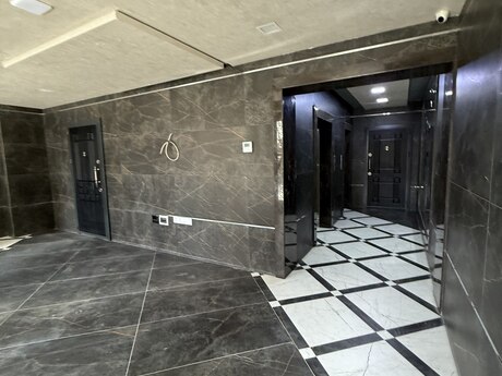 4 otaqlı yeni tikili - Səbail r. - 176 m²
