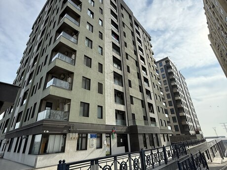 4 otaqlı yeni tikili - Səbail r. - 176 m²