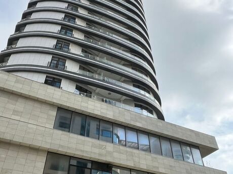 4 otaqlı yeni tikili - 28 May m. - 178 m²