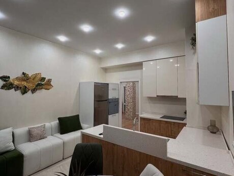 3 otaqlı yeni tikili - Ağ şəhər q. - 91 m²