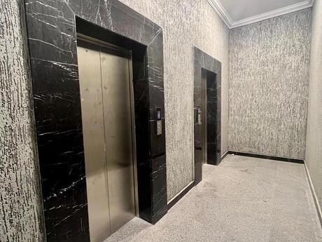 4 otaqlı yeni tikili - Əhmədli q. - 178.6 m²