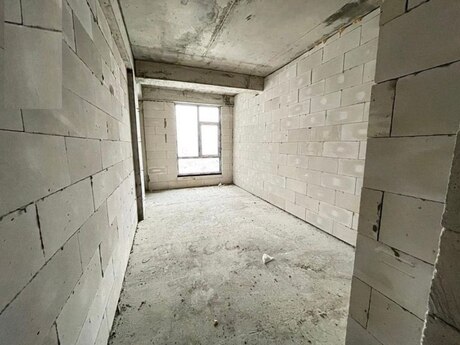 2 otaqlı mənzil, 72 m², 28 May: 216 000 ₼ 2