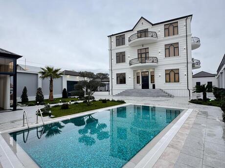 10 otaqlı həyət evi/bağ evi - Mərdəkan q. - 500 m²