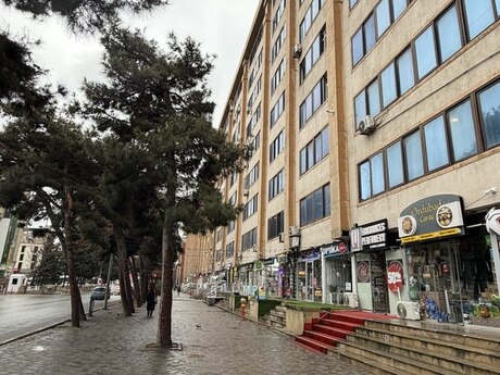 Объявление №5875775 - Баку, пос. Бакиханова, 3-комн., 85 м², 2/9 этаж