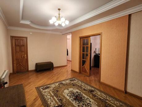 4 otaqlı mənzil, 215 m², Nizami: 650 000 ₼ 5