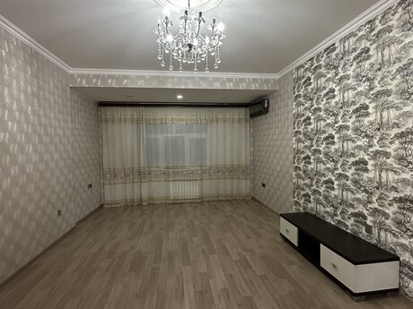 Elan №5875999 - Xırdalan, Xırdalan, 4 otaqlı, 125 m², 12/12 mərtəbə