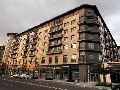 Elan №5876061 - Bakı, Ağ şəhər q., 4 otaqlı, 160 m², 7/7 mərtəbə