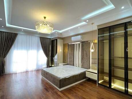 Elan №5876232 - Bakı, Şah İsmayıl Xətai m., 4 otaqlı, 200 m², 12/18 mərtəbə