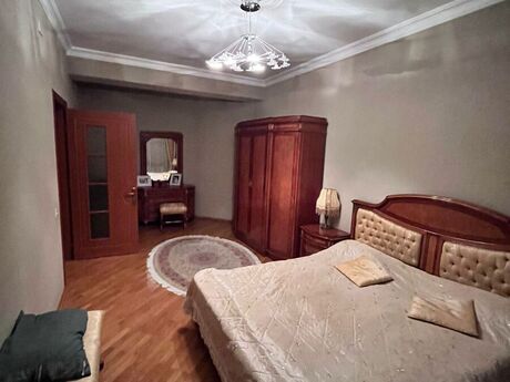 4 otaqlı yeni tikili - Nərimanov r. - 200 m²